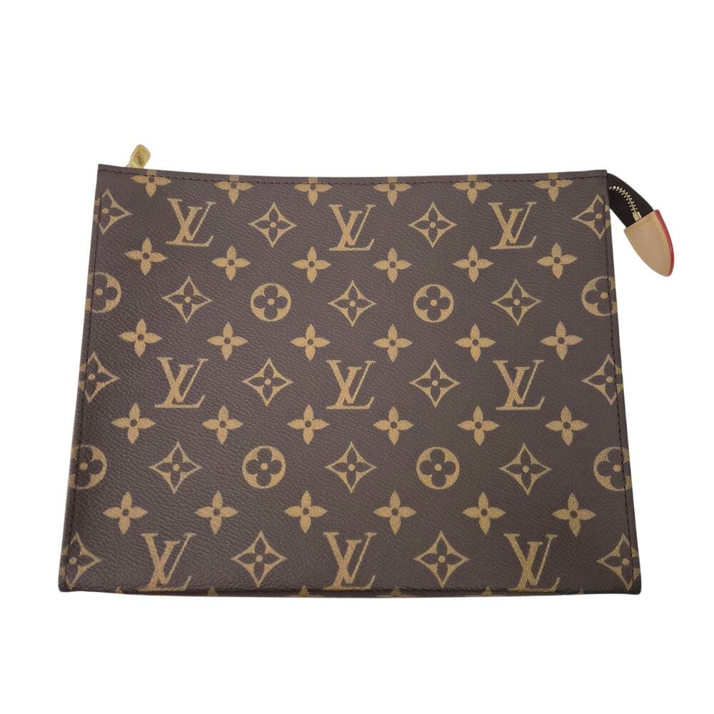 Louis Vuitton Monogram Toiletry Pouch Cosmetic Case 26 NWT
